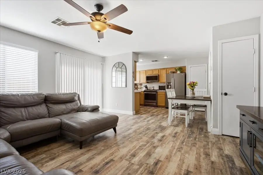 726 Peregrine Falcon Street, Henderson, NV 89015 - #3