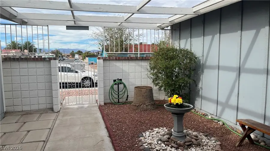 3935 E Cherokee Avenue, Las Vegas, NV 89121 - #3
