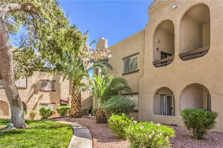 5181 Pioneer Avenue #202, Las Vegas, NV 89146 - #2