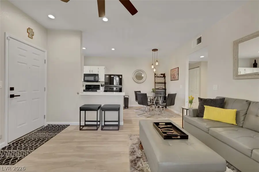 5650 E Sahara Avenue #2017, Las Vegas, NV 89142 - #2