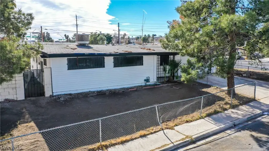 612 Bruce Street, Las Vegas, NV 89101 - #2
