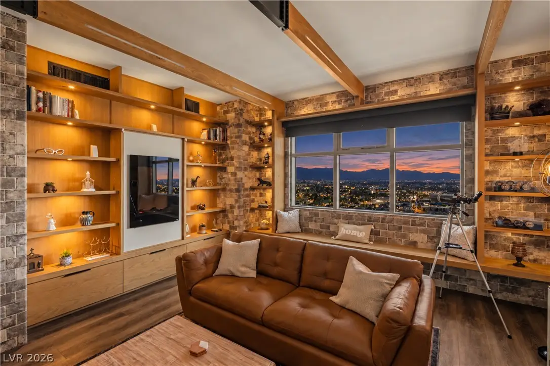 150 Las Vegas Boulevard #2015, Las Vegas, NV 89101 - #1