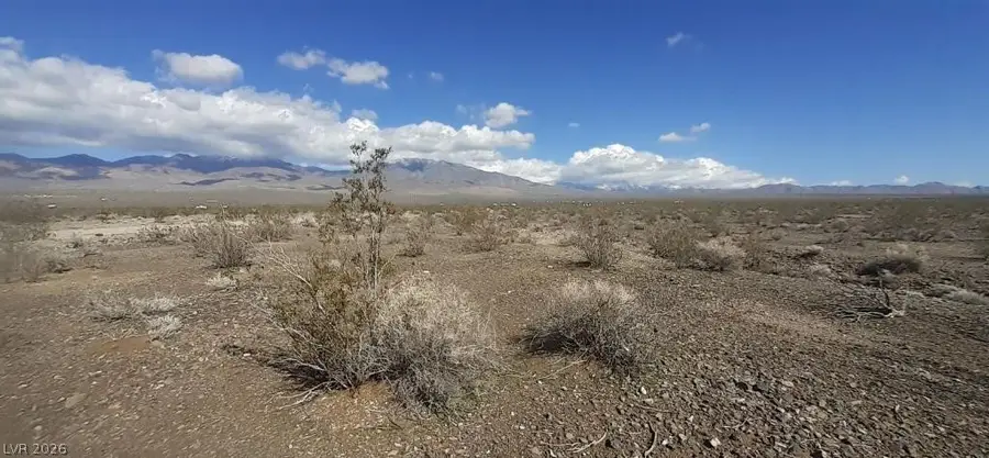 4880 N Hawaii Avenue, Pahrump, NV 89060 - #3