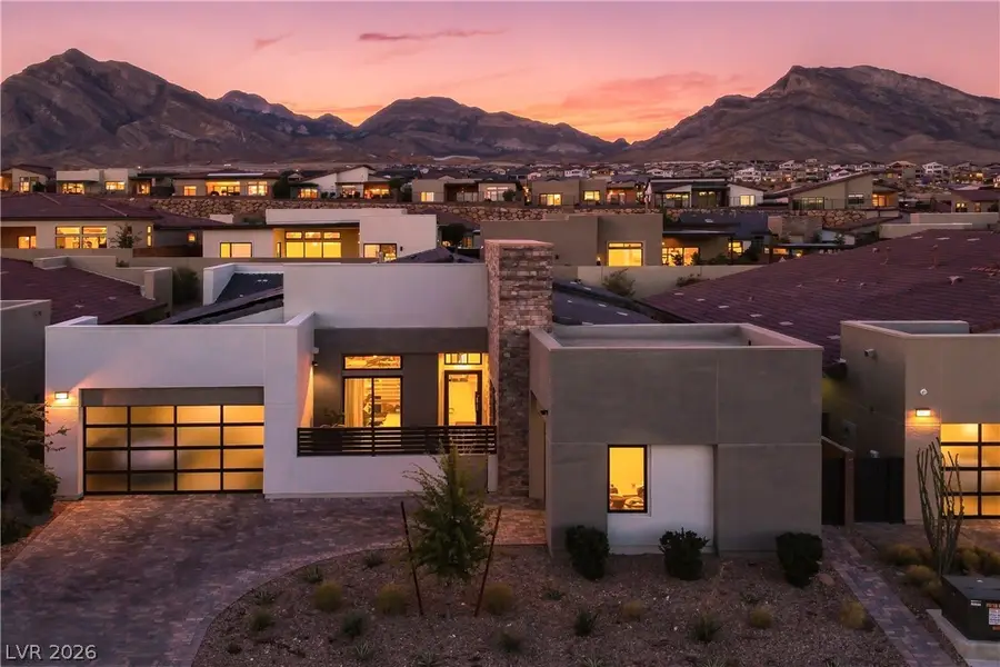 477 E Vista Sunset Avenue, Las Vegas, NV 89138 - #3