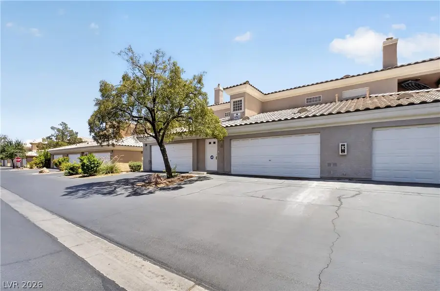 6901 Cobre Azul Avenue #202, Las Vegas, NV 89108 - #2
