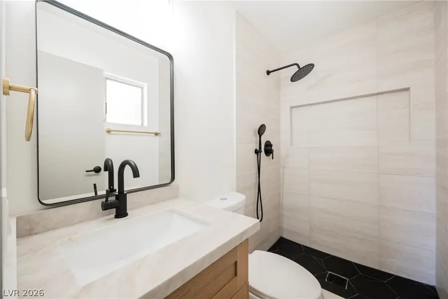 5637 Tunis Avenue, Las Vegas, NV 89122 - #2