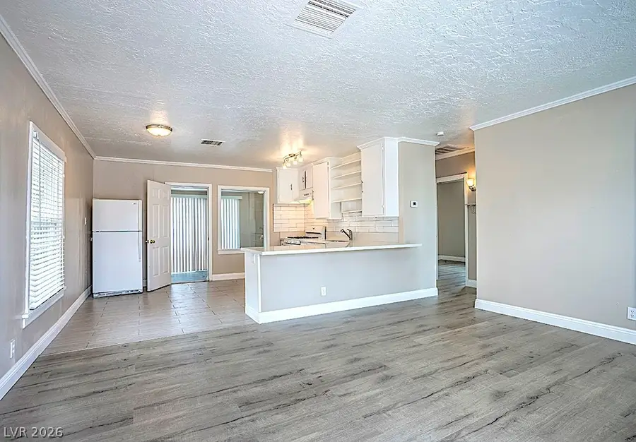 911 N 1st Street, Las Vegas, NV 89101 - #2
