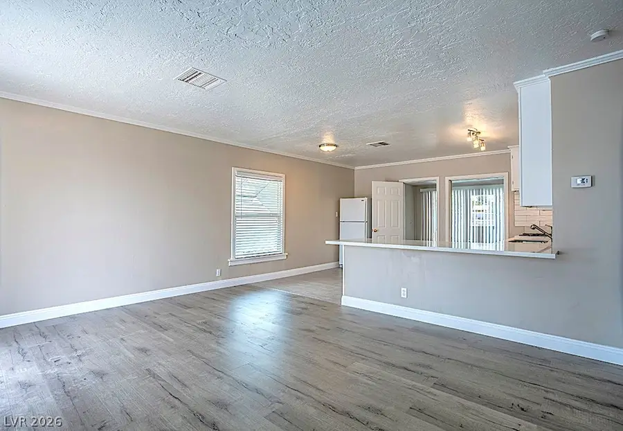 911 N 1st Street, Las Vegas, NV 89101 - #3