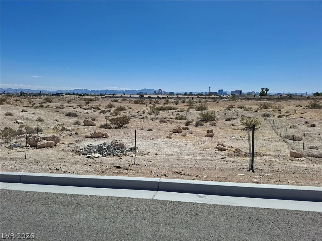 Brooks Ave, North Las Vegas, NV 89030 - #1