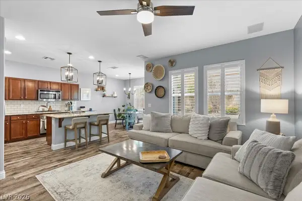 7464 Santo Domingo Avenue, Las Vegas, NV 89178