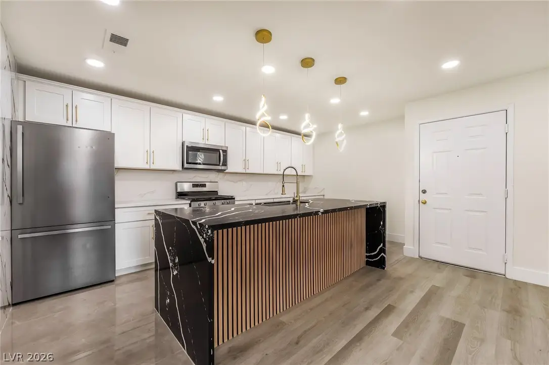 2200 S Fort Apache Road #2073, Las Vegas, NV 89117 - #1