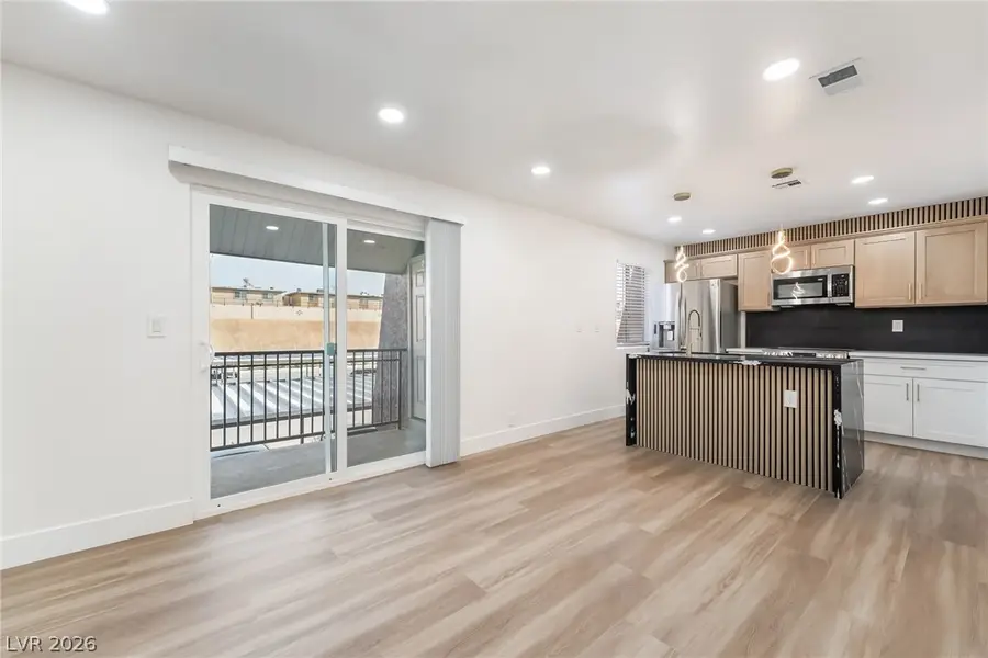 5332 River Glen Drive #400, Las Vegas, NV 89103 - #3