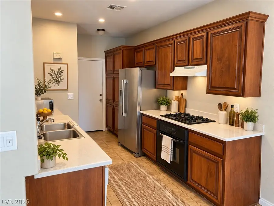9745 Wailings Avenue, Las Vegas, NV 89148 - #2