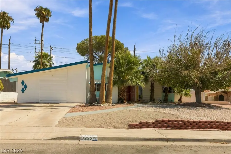 3232 Pawnee Drive, Las Vegas, NV 89169 - #2