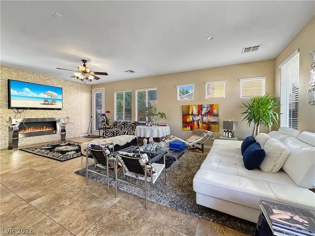 8122 Retriever Avenue, Las Vegas, NV 89147 - #1