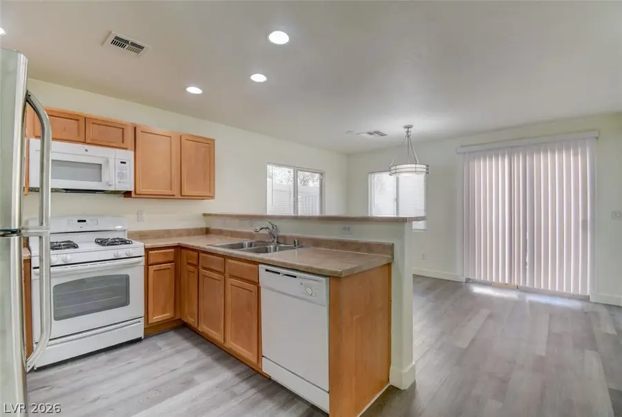 5234 Fire Night Avenue, Las Vegas, NV 89122 - #3