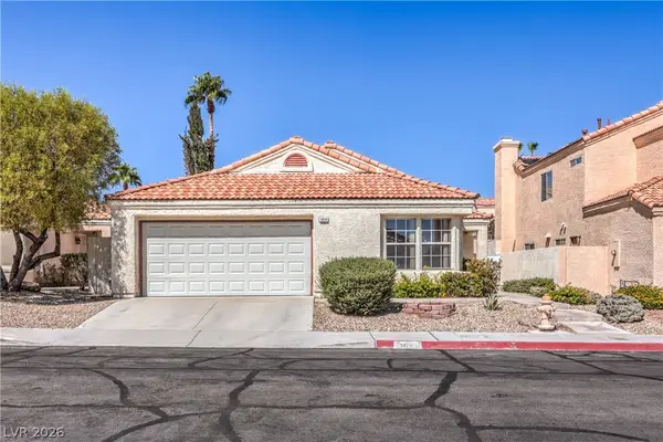 9824 Russett Wood Circle, Las Vegas, NV 89117