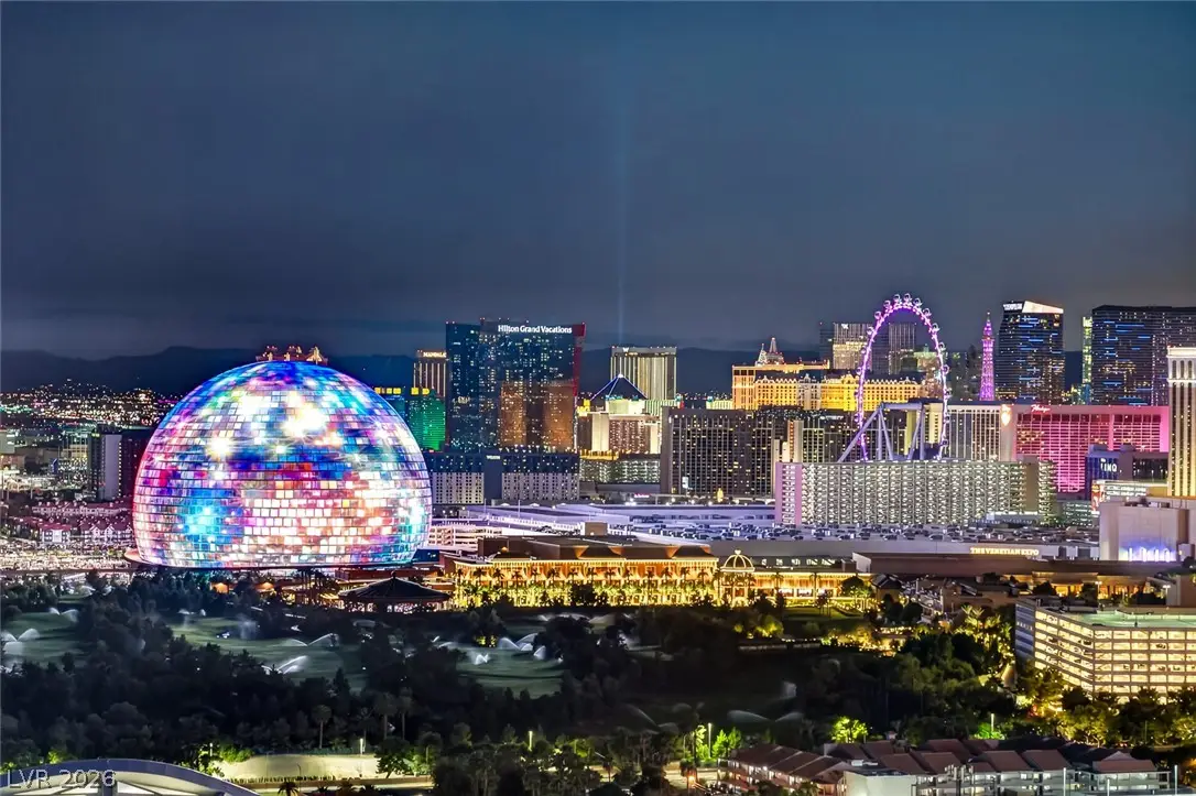 2877 Paradise Road #3302, Las Vegas, NV 89109 - #1
