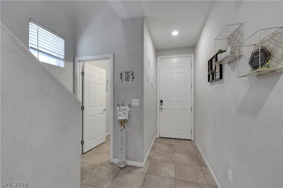 5966 Juniper Falls Avenue, Las Vegas, NV 89130 - #3