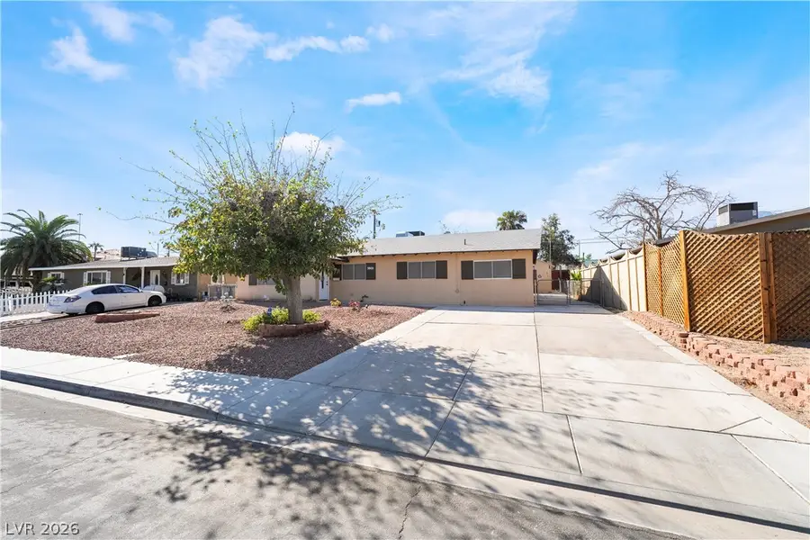 3809 Millwood Avenue, Las Vegas, NV 89121 - #3