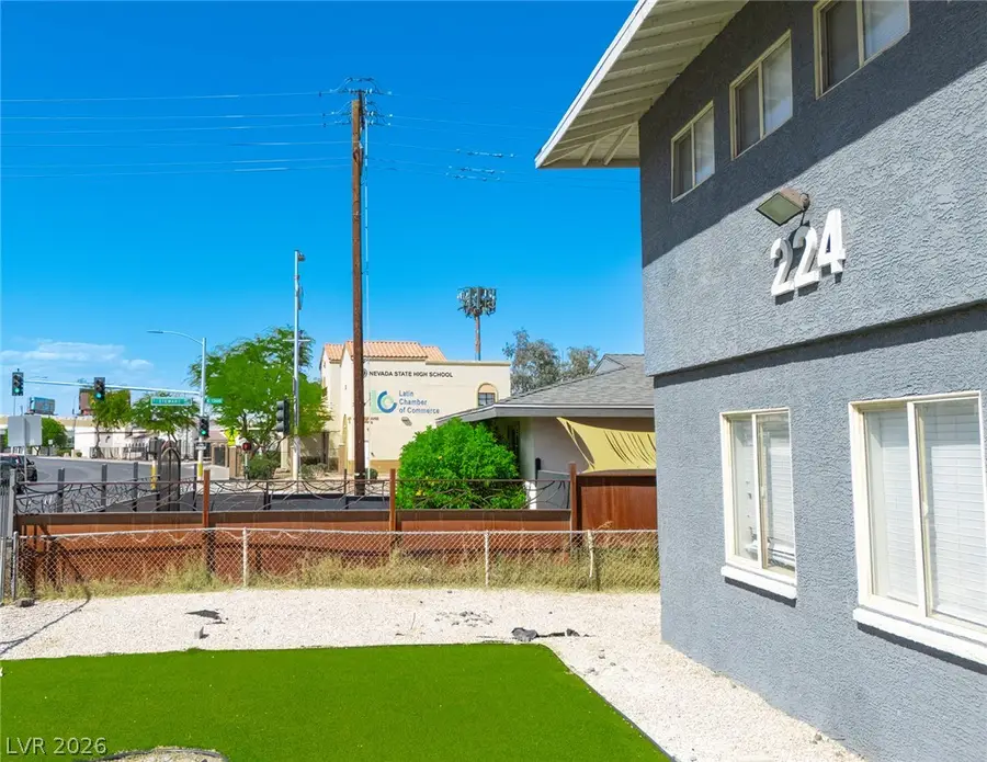 224 N 13th Street, Las Vegas, NV 89101 - #3