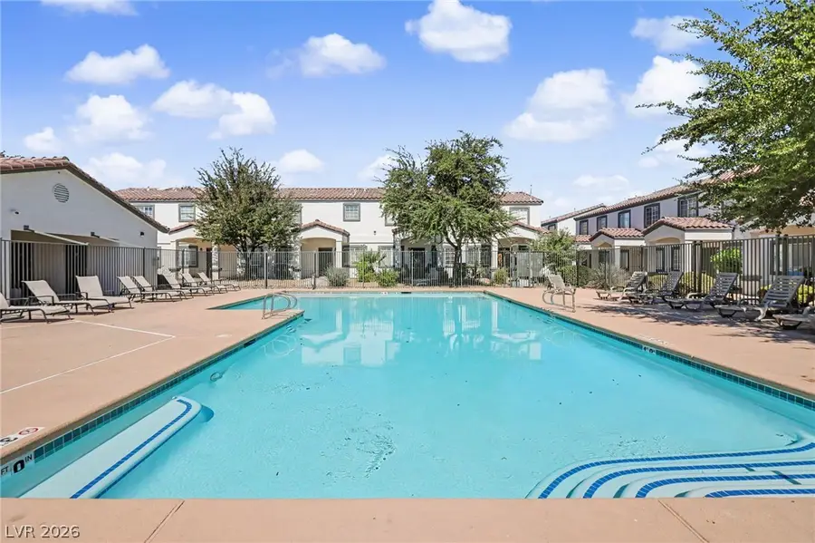 5330 E Charleston Boulevard #45, Las Vegas, NV 89142 - #3