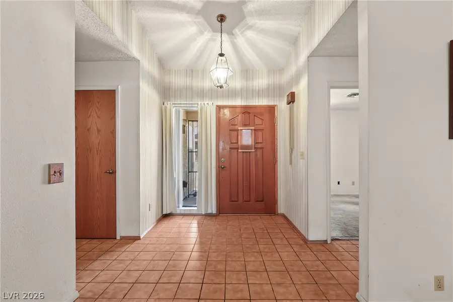 5601 Paseo Recallo Court, Las Vegas, NV 89108 - #2