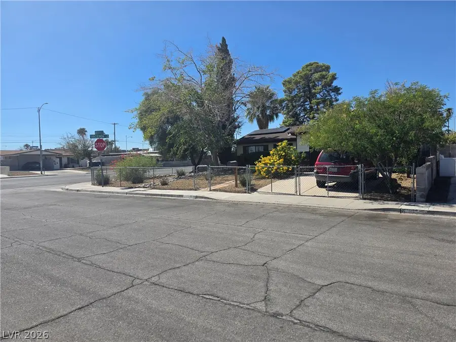 5289 Reeder Circle, Las Vegas, NV 89119 - #2
