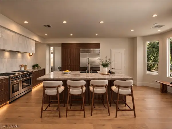8833 Montagna Drive, Las Vegas, NV 89134