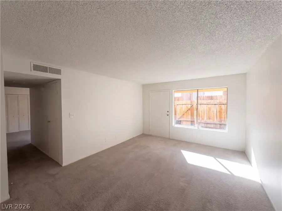 1511 Living Desert Drive #B, Las Vegas, NV 89119 - #3
