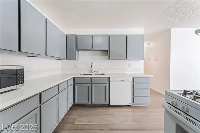 6982 Hopkins Drive, Las Vegas, NV 89156 - #3