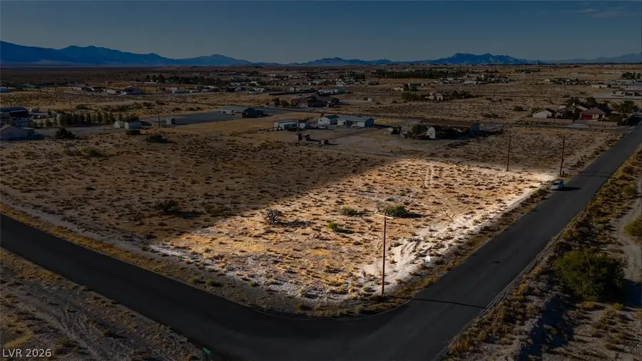 10470 S Oakridge Avenue, Pahrump, NV 89048 - #3