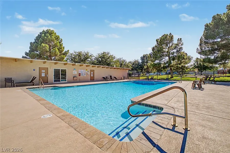 3537 Victory Avenue, Las Vegas, NV 89121 - #2