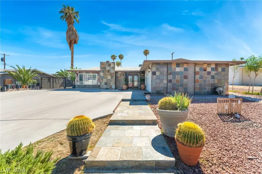 1679 Golden Arrow Drive, Las Vegas, NV 89169 - #2