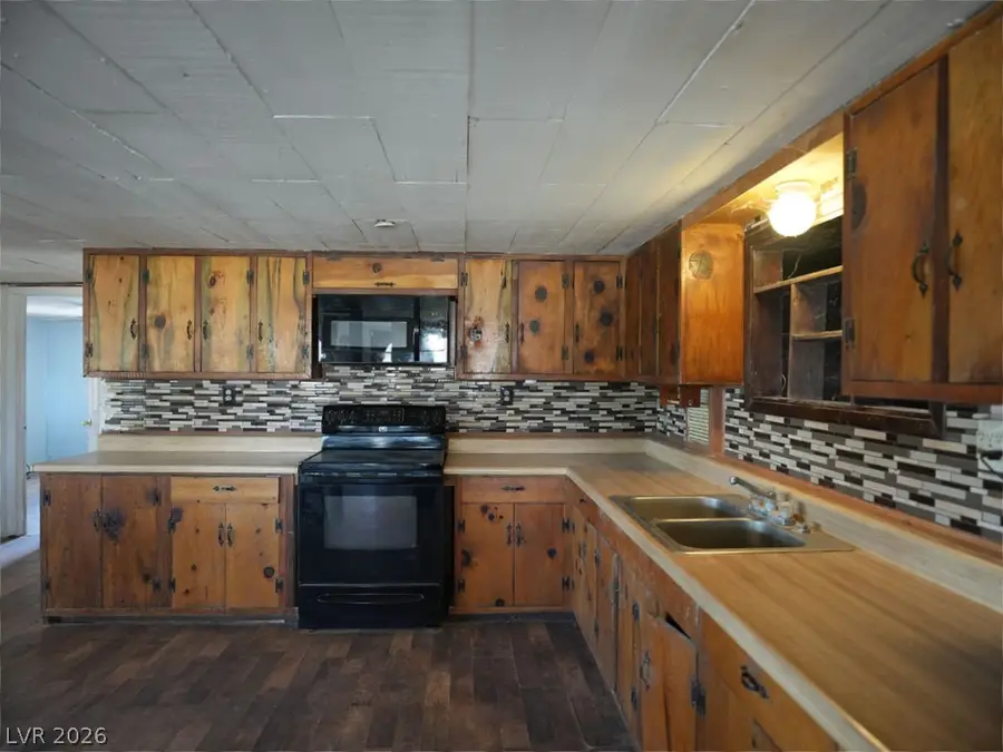 4031 Moapa Street, Pahrump, NV 89048 - #2