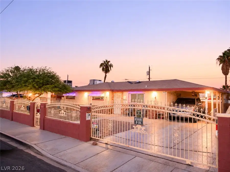 2221 Santa Rosa Drive, Las Vegas, NV 89104 - #2