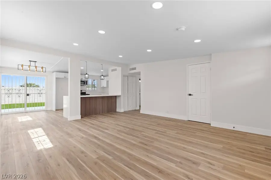 1612 Palora Avenue, Las Vegas, NV 89169 - #3