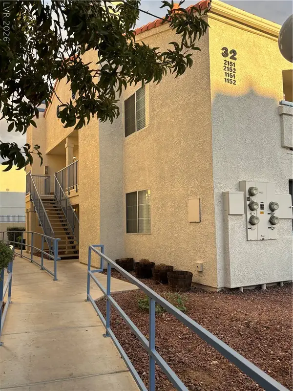 2725 S Nellis Boulevard #2152, Las Vegas, NV 89121