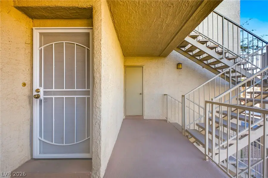 2016 Mesquite Lane #204, Laughlin, NV 89029 - #2