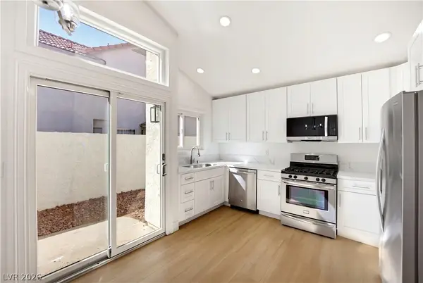 3312 Sturbridge Circle, Las Vegas, NV 89129