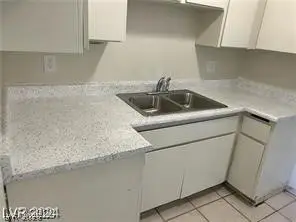 615 S Royal Crest Circle #10, Las Vegas, NV 89169 - #2