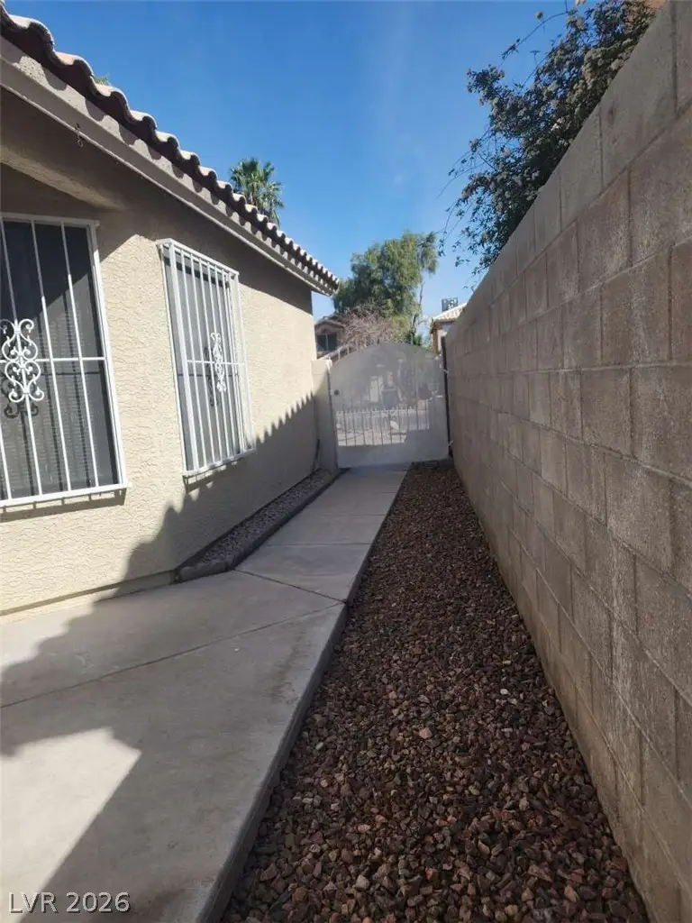 5225 Silverheart Avenue, Las Vegas, NV 89142 - #3