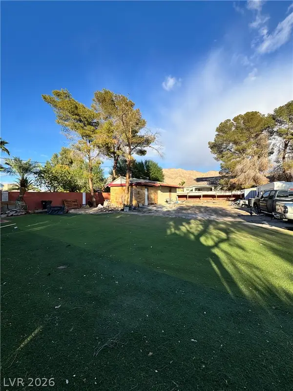 6132 Silver Road, Las Vegas, NV 89110