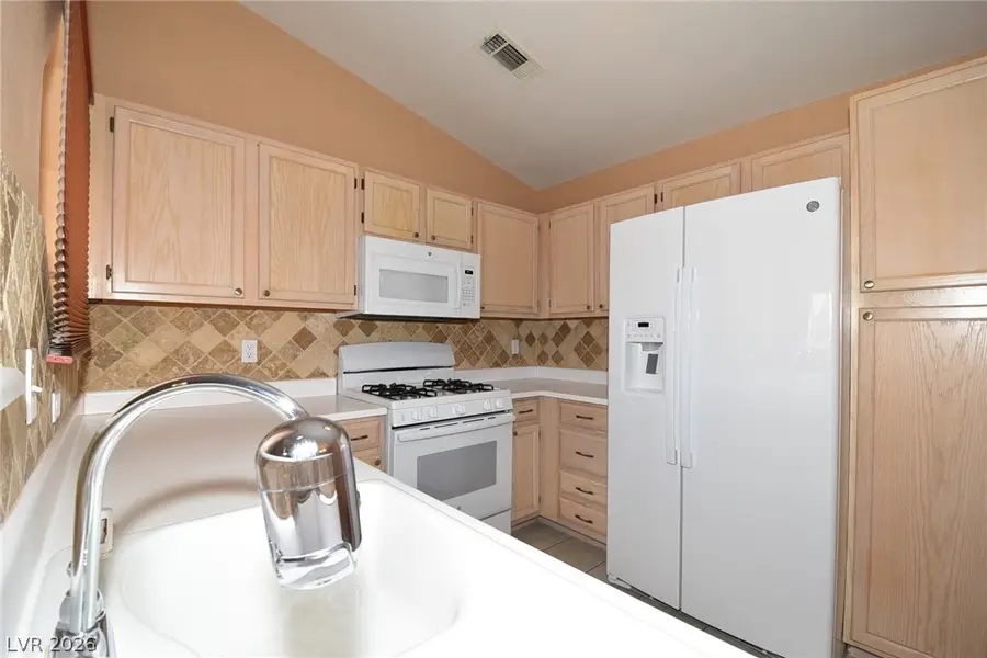 5415 W Harmon Avenue #2135, Las Vegas, NV 89103 - #2