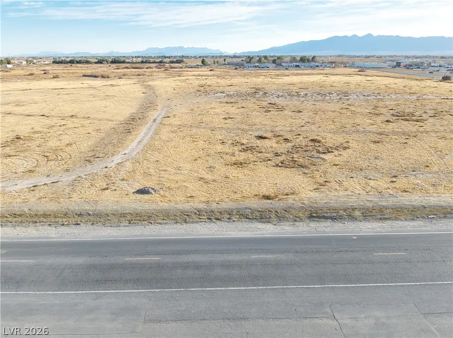 1521 E Honeysuckle Street, Pahrump, NV 89048 - #2