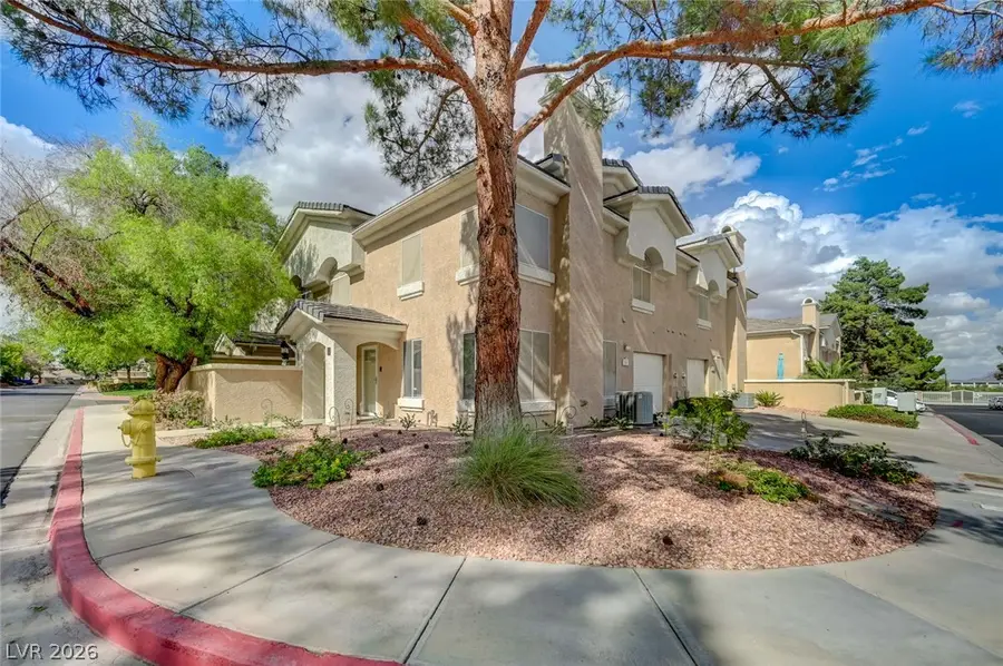 513 Gardenia Blossom Street, Henderson, NV 89015 - #2
