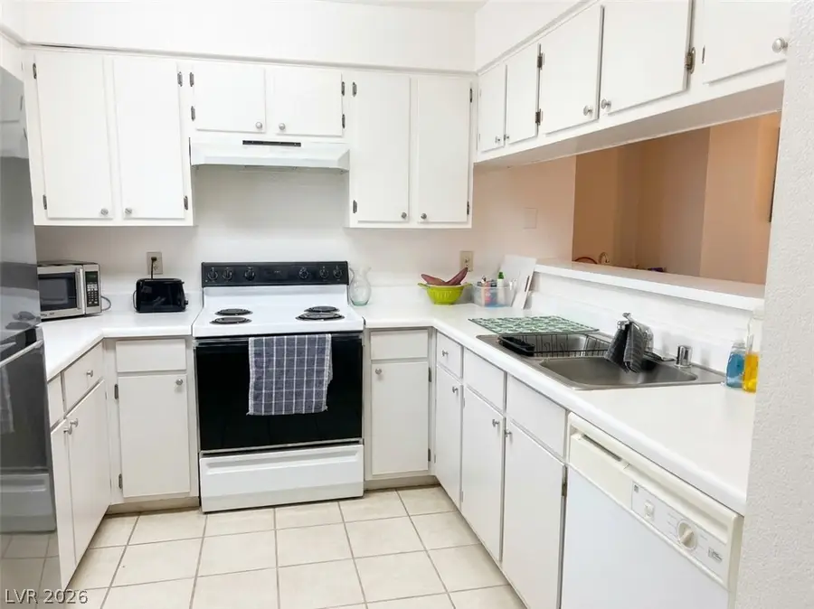 2028 Mesquite Lane #201, Laughlin, NV 89029 - #3
