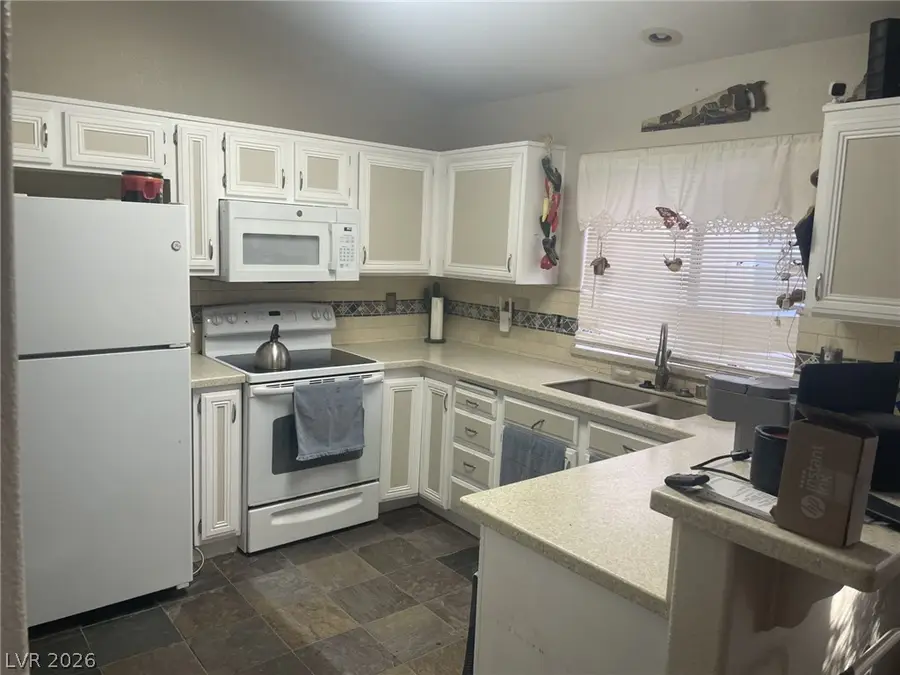3941 Canyon Meadows Court, Las Vegas, NV 89129 - #3