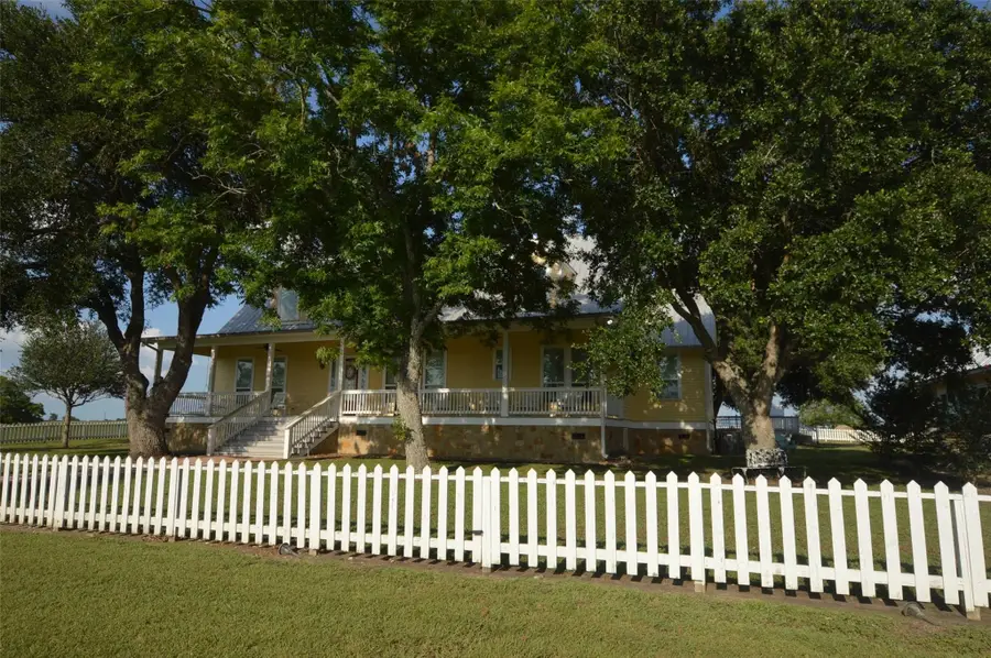 601 All Jersey Road, Brenham, TX 77833 - #3