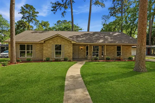 1914 Lazy Grove Drive, Kingwood, TX 77339